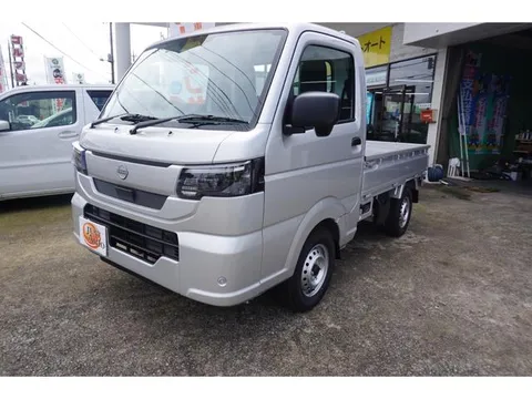 Nissan Clipper Truck