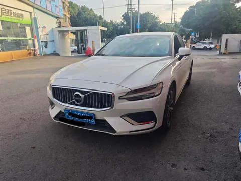Volvo S60