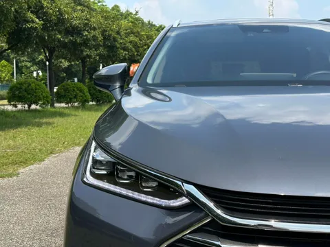 BYD Tang