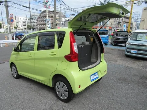 Mitsubishi eK Wagon