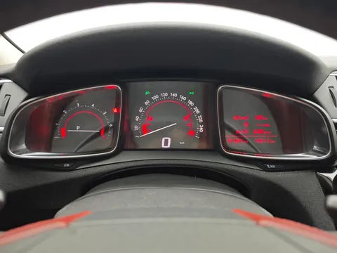DS 4S