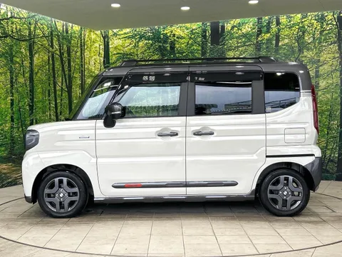 Suzuki Spacia Gear