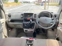 Mitsubishi Minicab Van