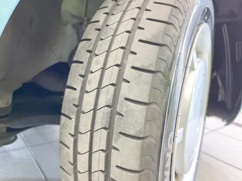 Daihatsu Mira Tocot