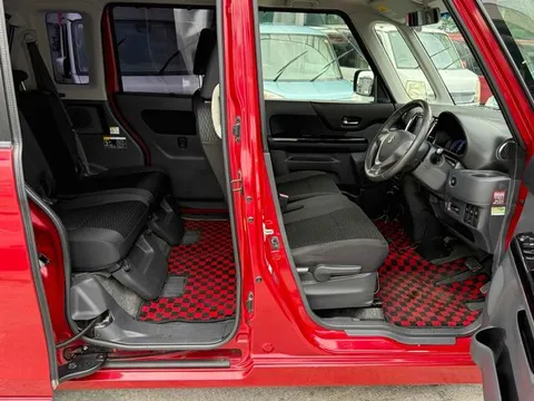 Suzuki Spacia Custom