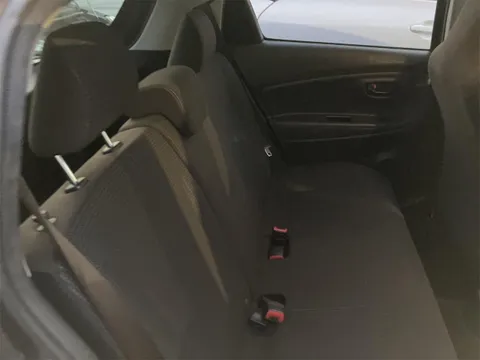 Toyota Yaris (Vitz)