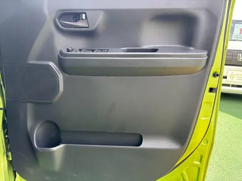Toyota Pixis Mega