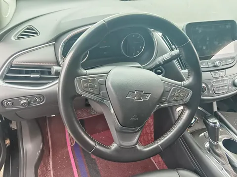 Chevrolet Malibu XL