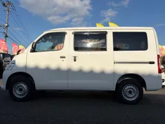 Toyota TownAce Van