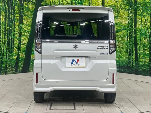 Suzuki Spacia Custom