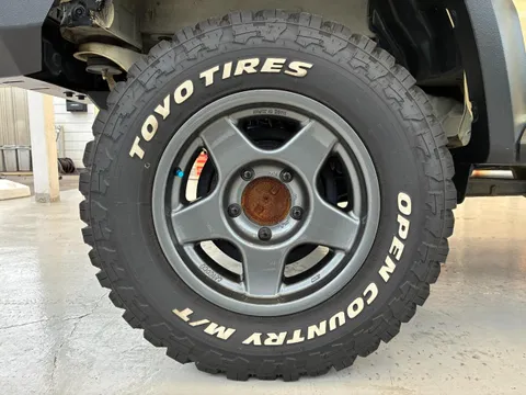Suzuki Jimny Sierra