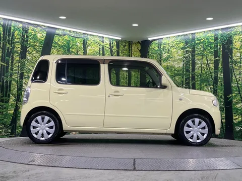 Daihatsu Mira Cocoa