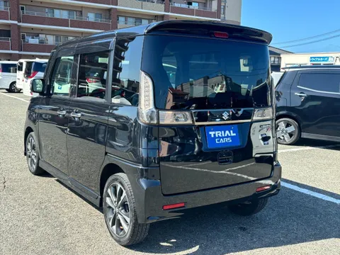 Suzuki Spacia Custom Z