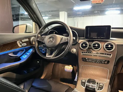 Mercedes-Benz Mercedes-Benz GLC