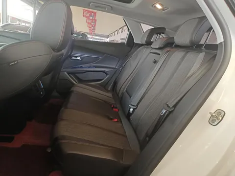 Peugeot 4008