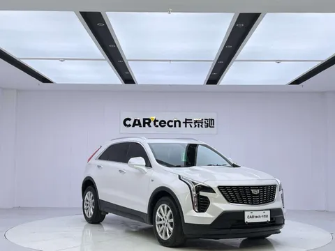 Cadillac XT4