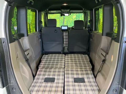Honda N-BOX Joy