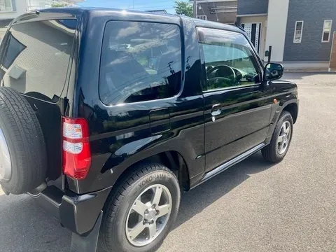 Mitsubishi Pajero Mini