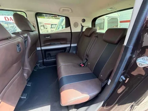 Honda N-BOX Slash