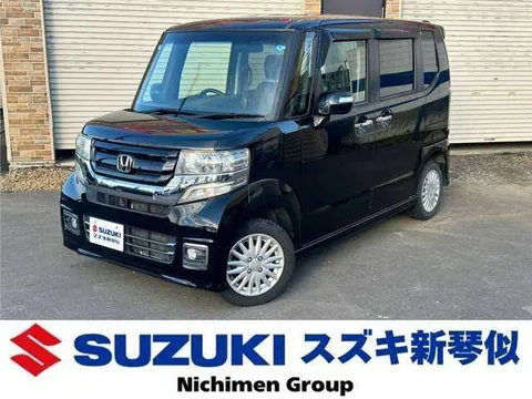 Honda N-BOX Custom