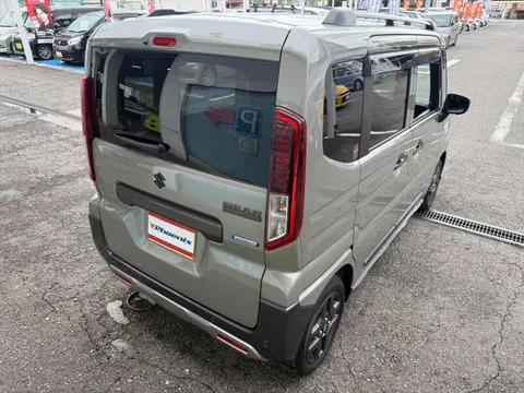 Suzuki Spacia Gear
