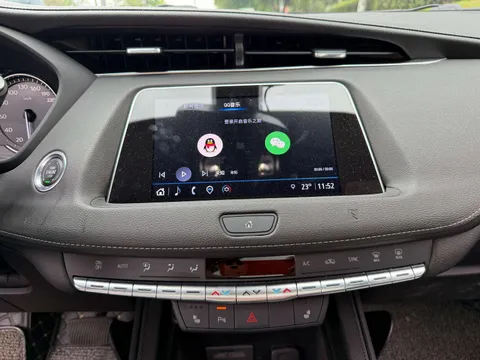 Cadillac XT4