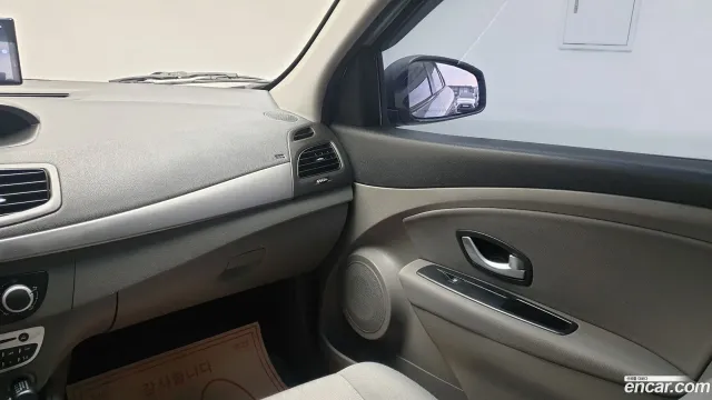 Renault SM3