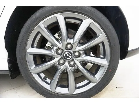 Mazda MAZDA3 Fastback