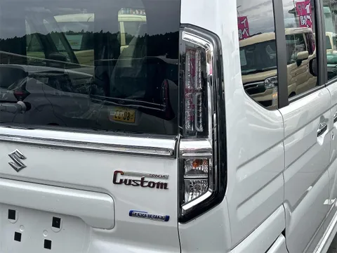 Suzuki Spacia Custom