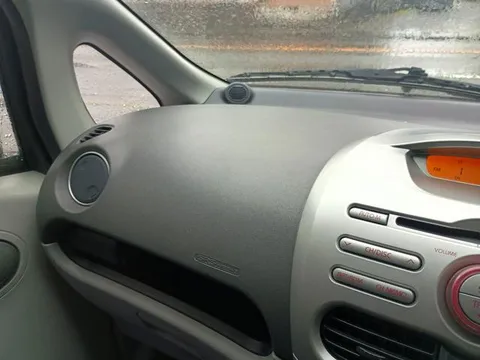 Mitsubishi I