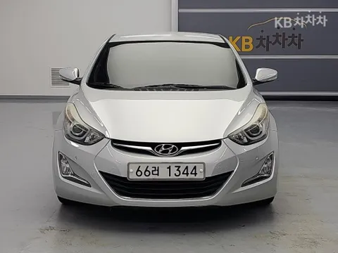 Hyundai Elantra (Avante)