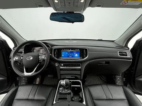 Gac GS8