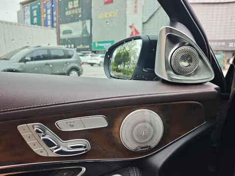 Mercedes-Benz Mercedes-Benz GLC