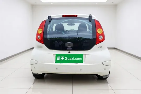 BYD F0