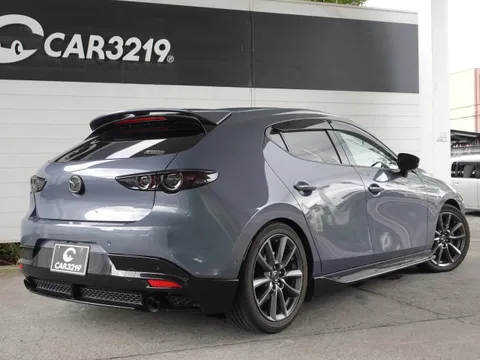 Mazda MAZDA3 Fastback