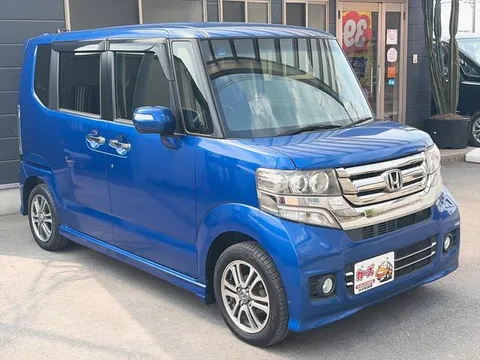 Honda N-BOX Custom