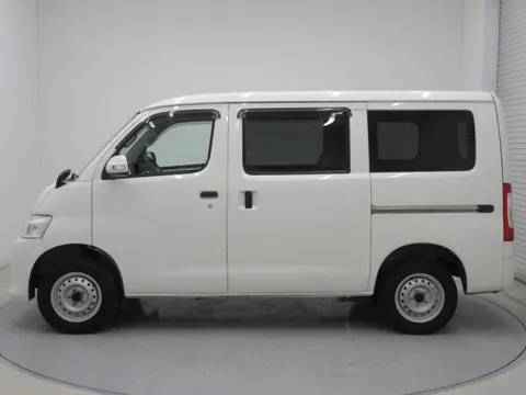 Toyota TownAce Van
