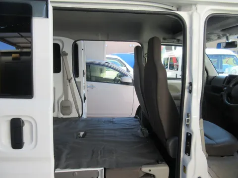 Mitsubishi Minicab Van