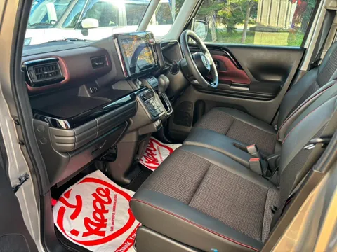 Suzuki Spacia Custom