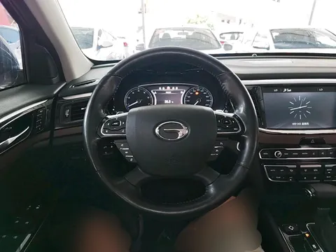 Gac GS8