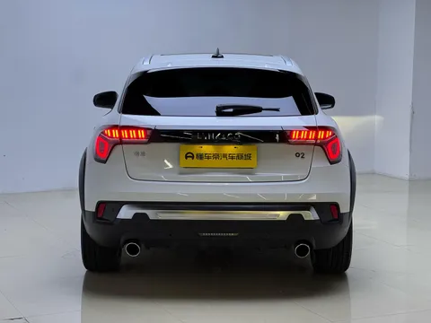 Lynk & Co Lynk & Co 02