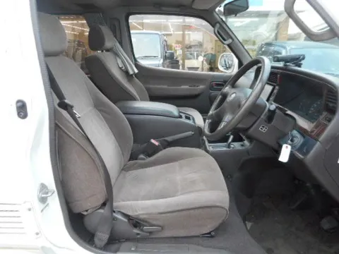 Toyota HiAce Wagon