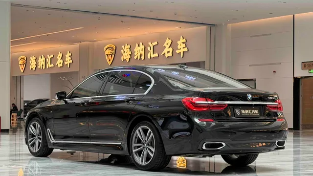 BMW 7-Series