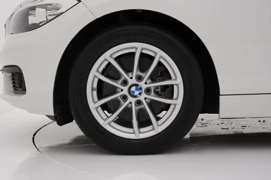 BMW BMW