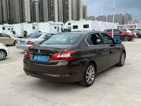 Peugeot 408