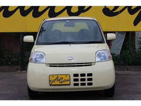 Daihatsu Esse