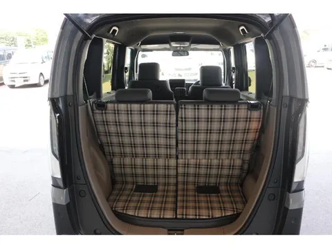 Honda N-BOX Joy