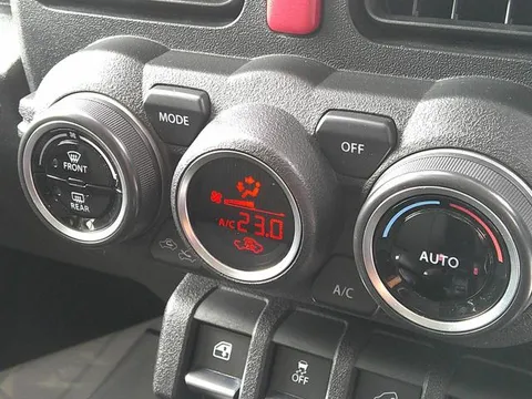 Suzuki Jimny Sierra