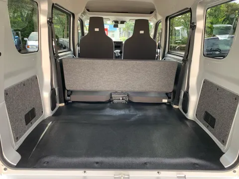 Mitsubishi Minicab Van