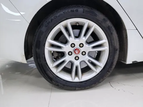 Jaguar XEL